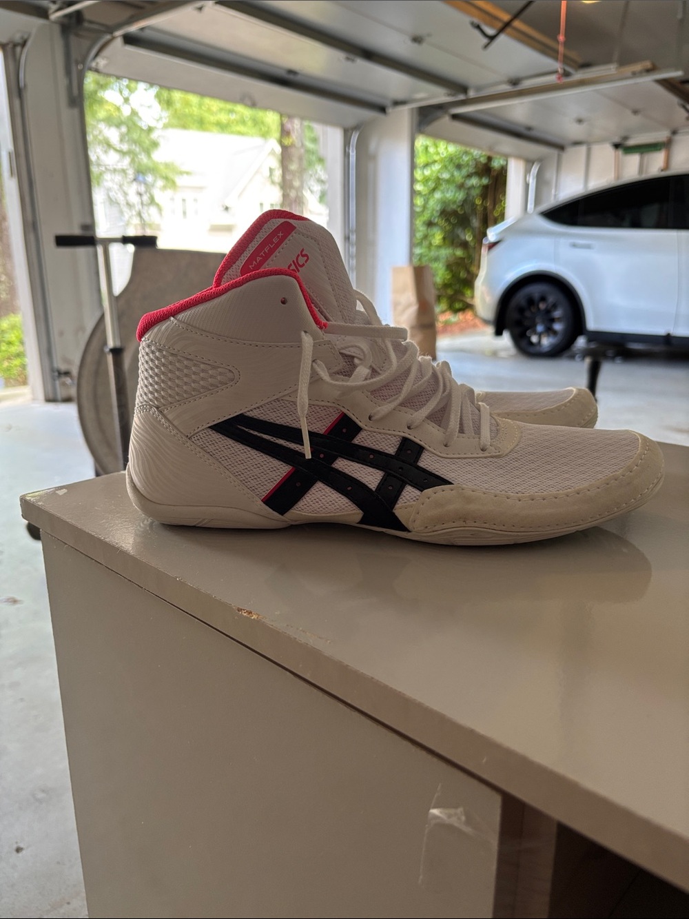 Asics White Athletic Wrestling Shoes with Black Stripes and Pink Accents
